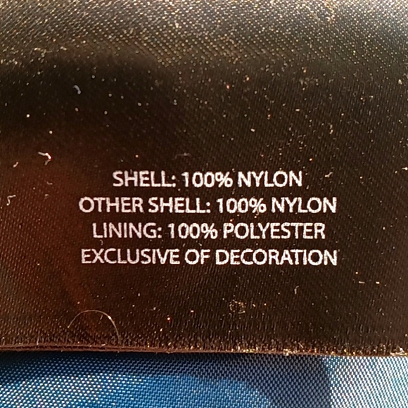 T Tahari nylon jacket windbreaker zip front with hood size L - Picture 9 of 10